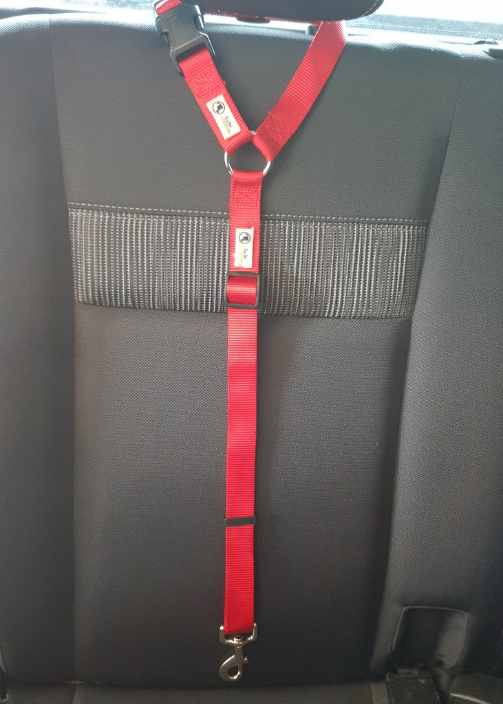 Dog Seatbelt Headrest Restraint (Red)